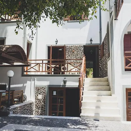Kasteli Auberge de jeunesse Períssa